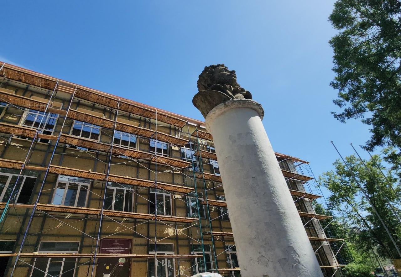 В Серпухове продолжается капремонт школ