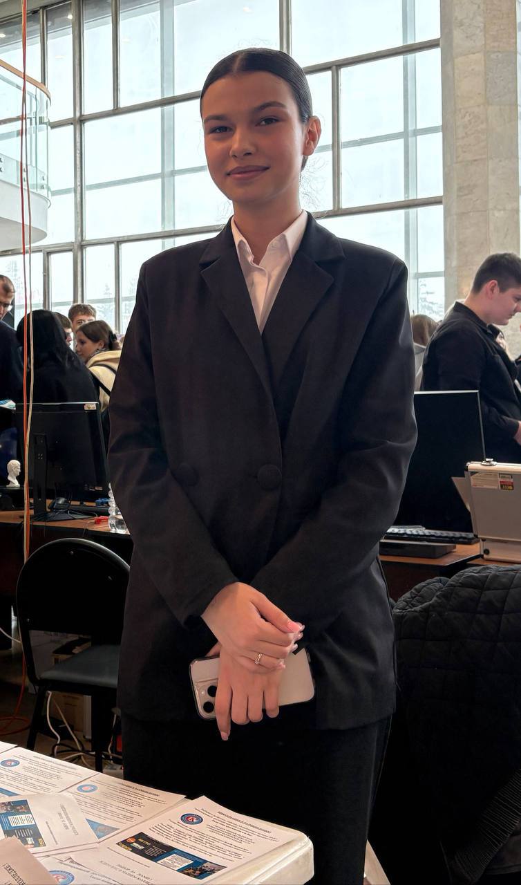 Студентки Серпухова успешно совмещают учебу с построением карьеры 