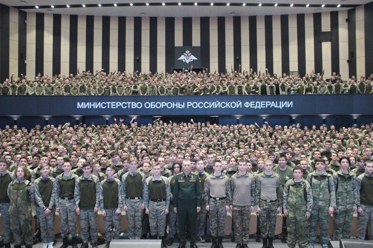 Студенты из Серпухова приняли участие в военно-учебных сборах