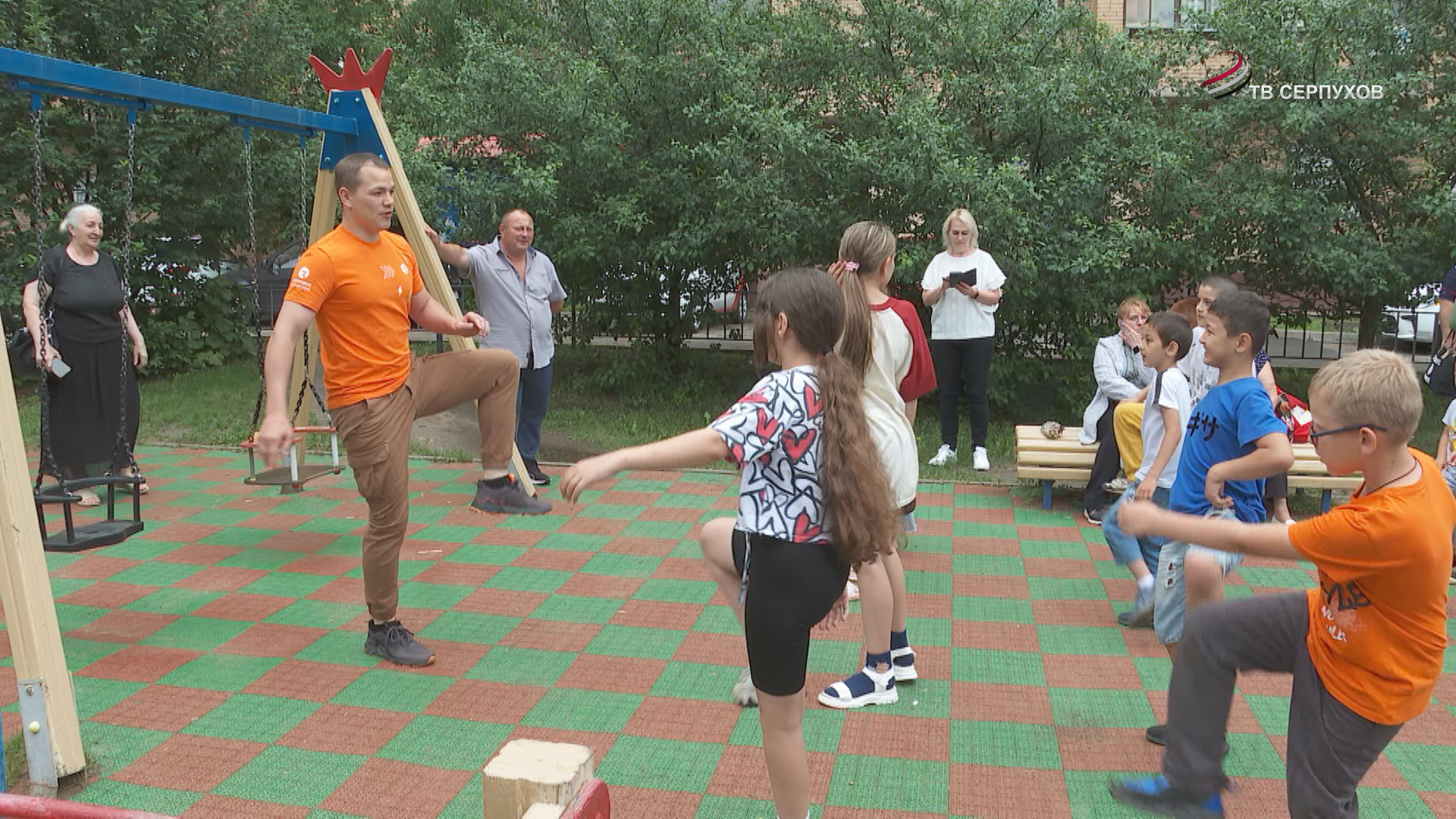 В Серпухове проходит «А у нас во дворе «Здоровое Отечество»