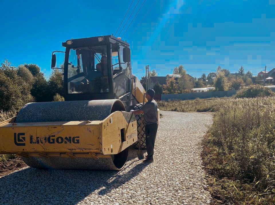 Сезон обновления дорожного полотна в Серпухове подходит к завершению 