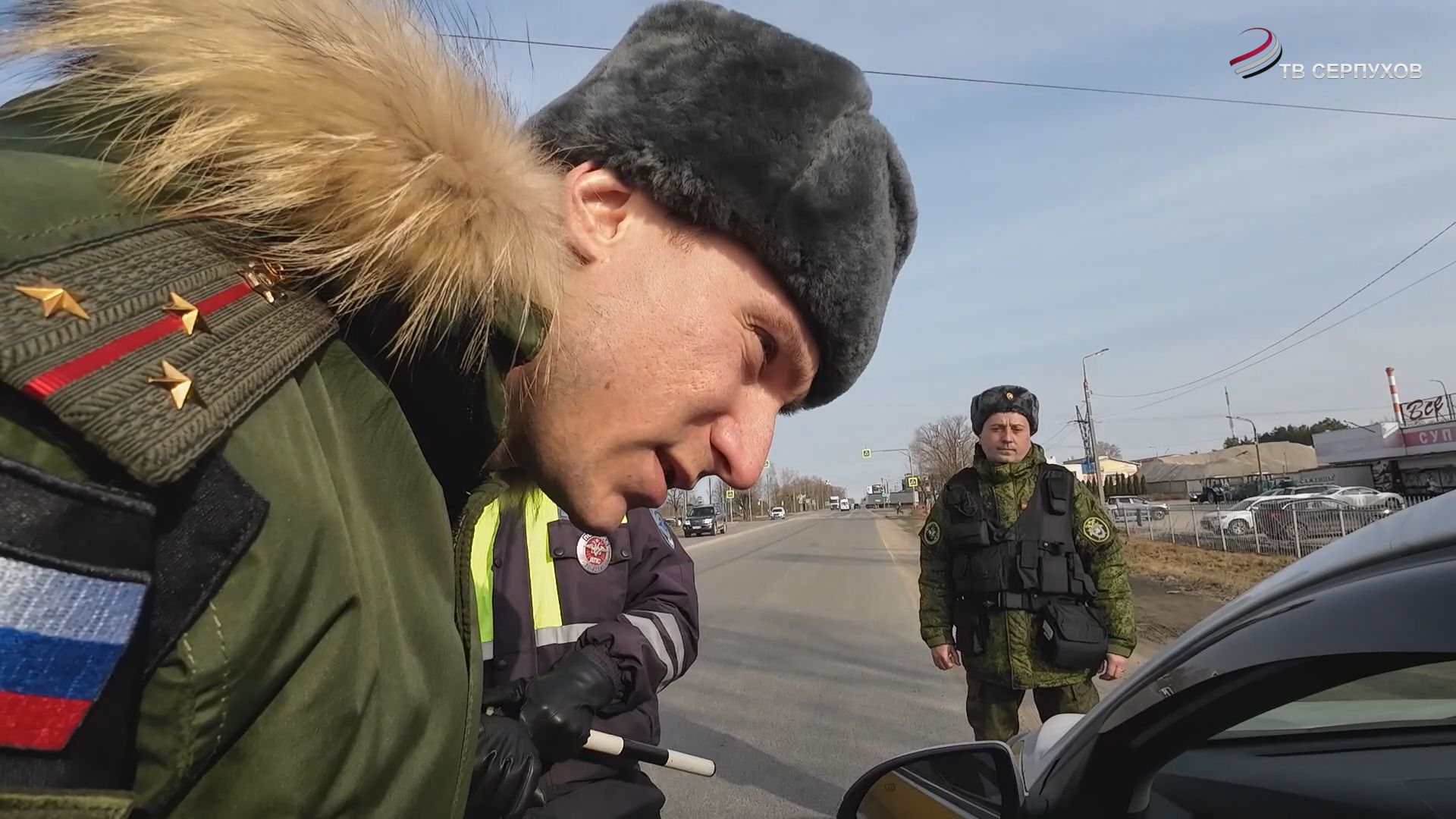 В округе провели рейд по выявлению незаконных мигрантов и тех, кто не встал на воинский учет