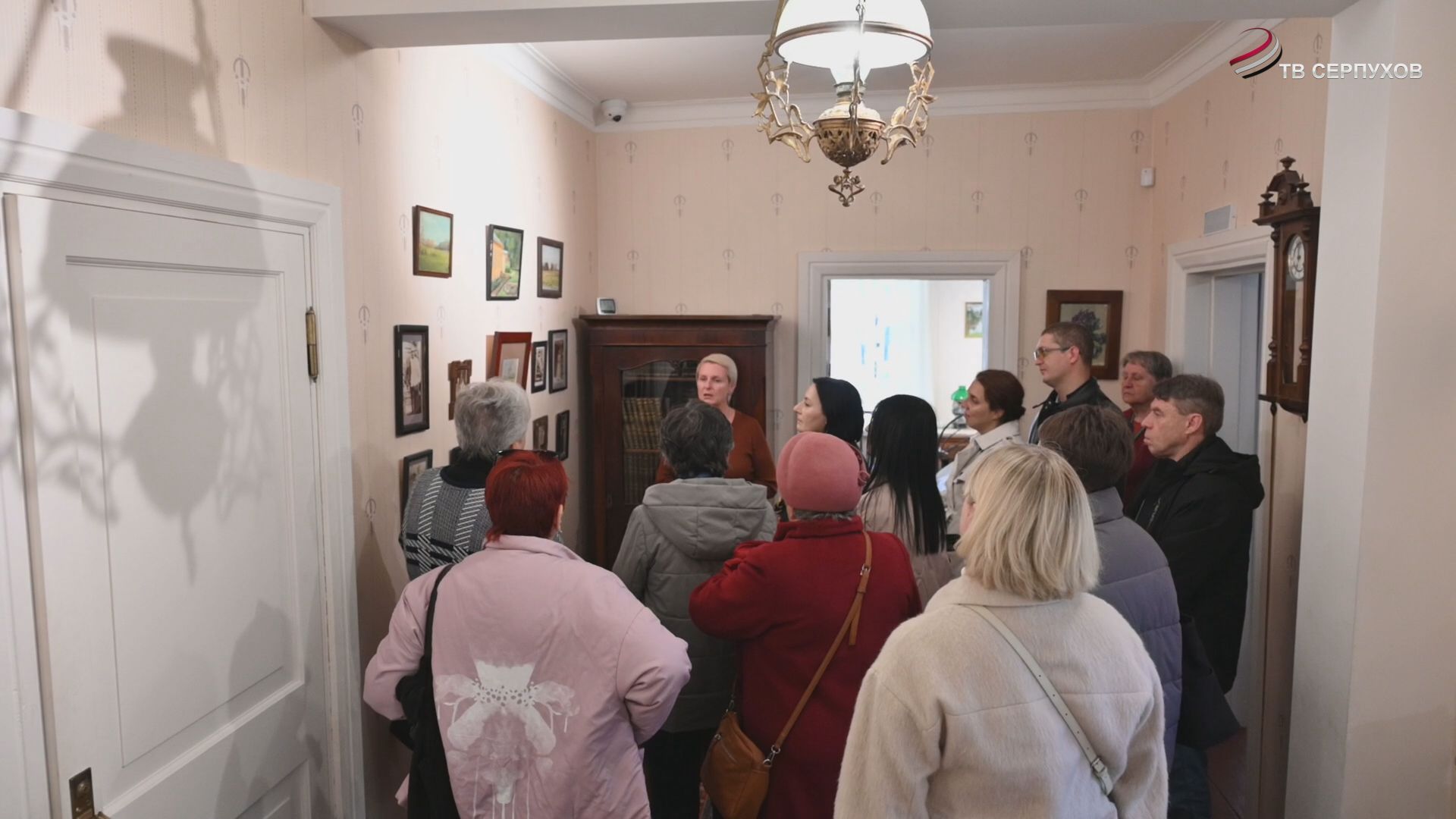 В Серпухове проводят экскурсии для семей участников СВО