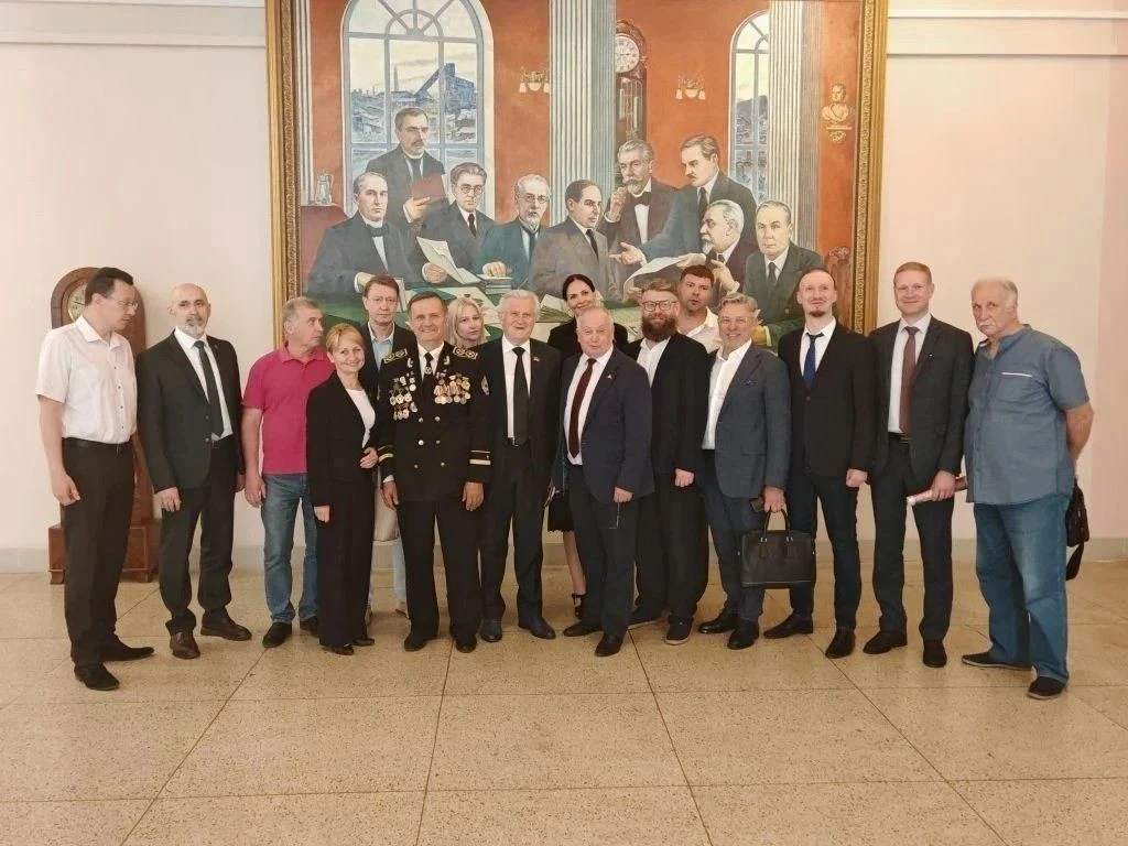 Серпухов представил научные разработки на международном форуме в Донецке Серпухов представил научные разработки на международном форуме в Донецке