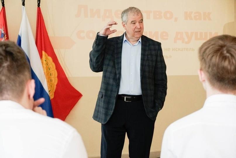 Молодые парламентарии Серпухова встретились с депутатом Мособлдумы