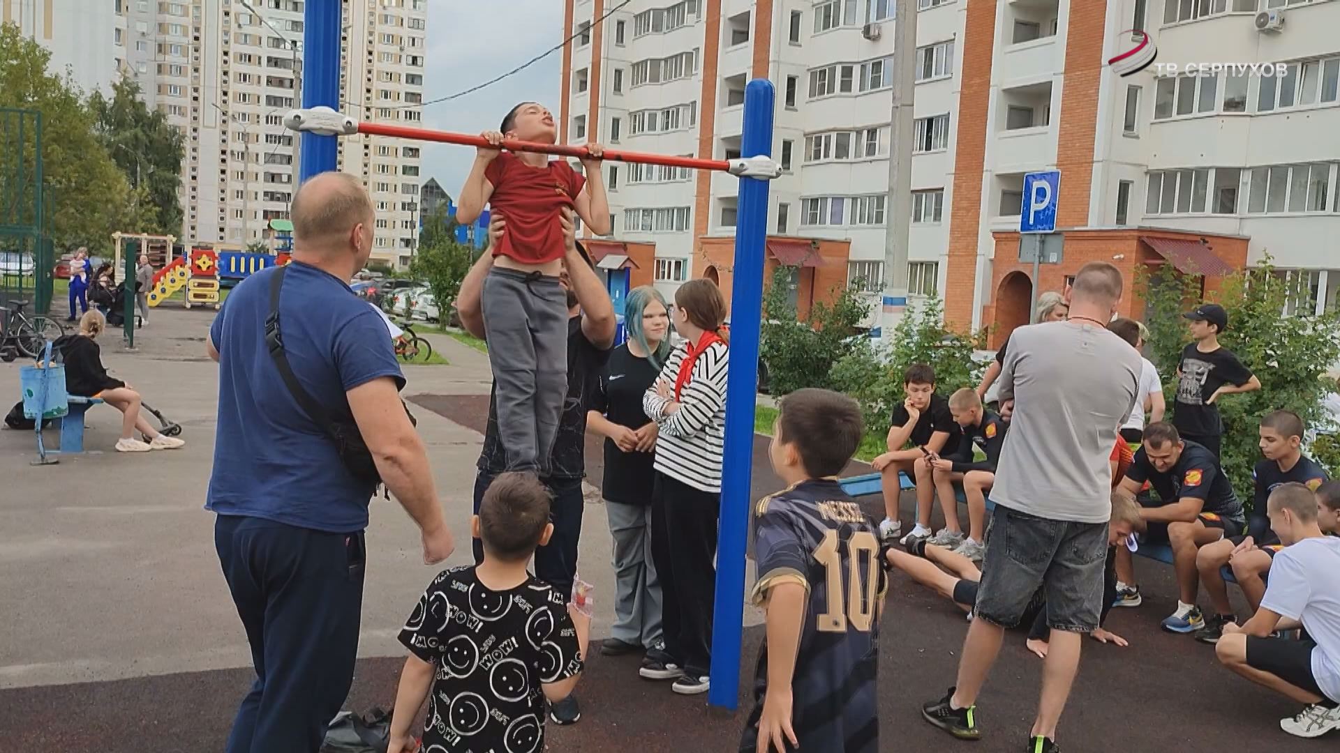В Серпухове Федерация ММА провела веселые старты