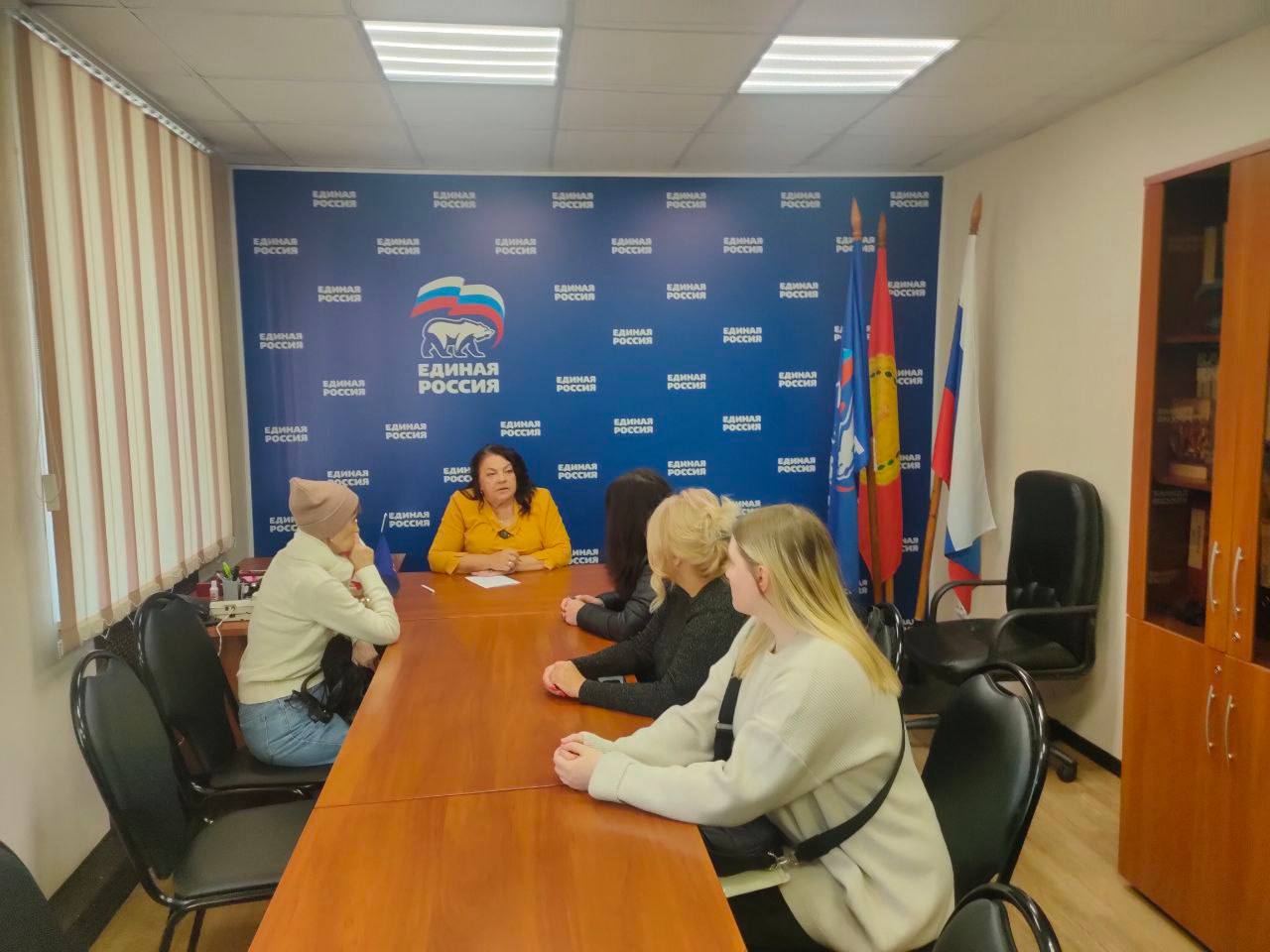 В Серпухове провела приём депутат Московской областной Думы Татьяна Карзубова