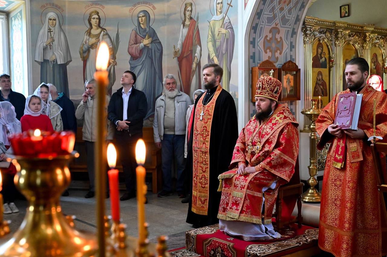 В селе Енино под Серпуховом прошла служба в честь святых Бориса и Глеба