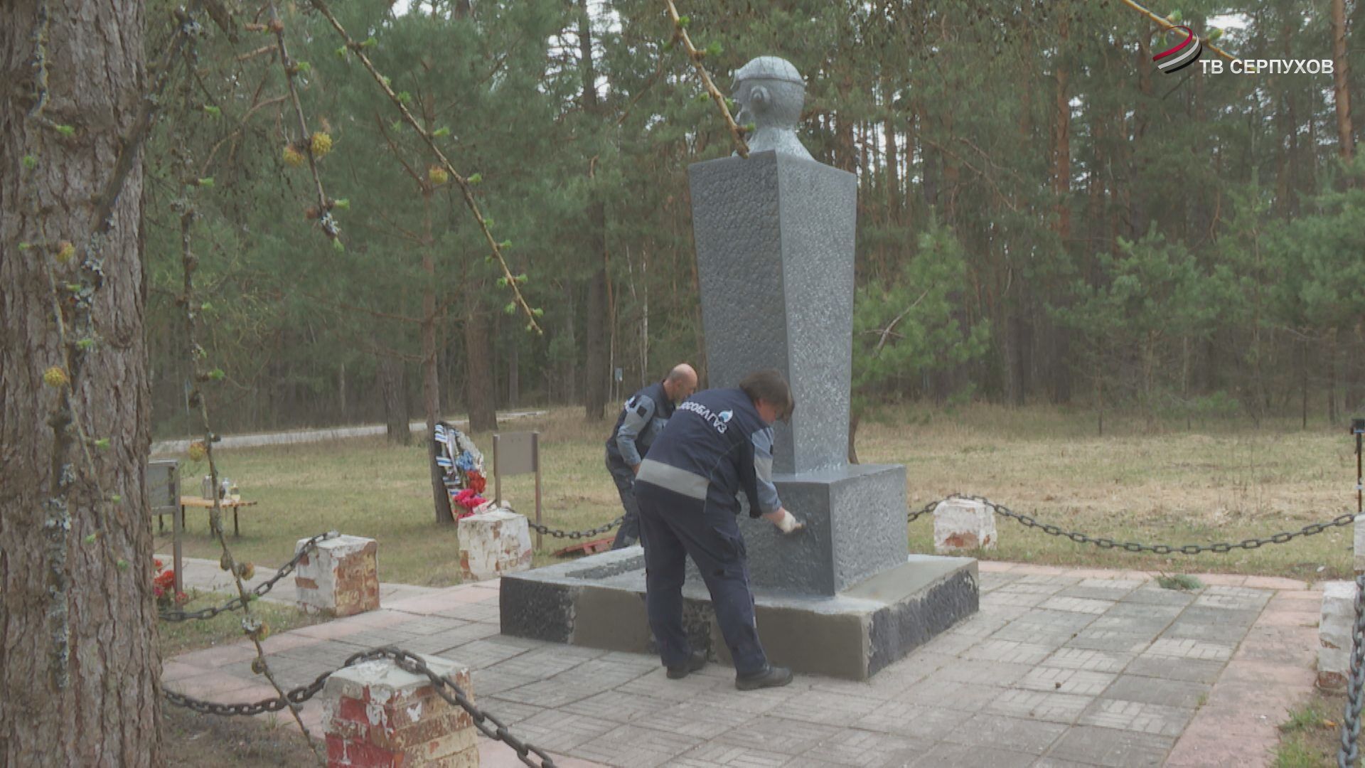В Серпухове проводится реставрация памятников к 80-летию Победы