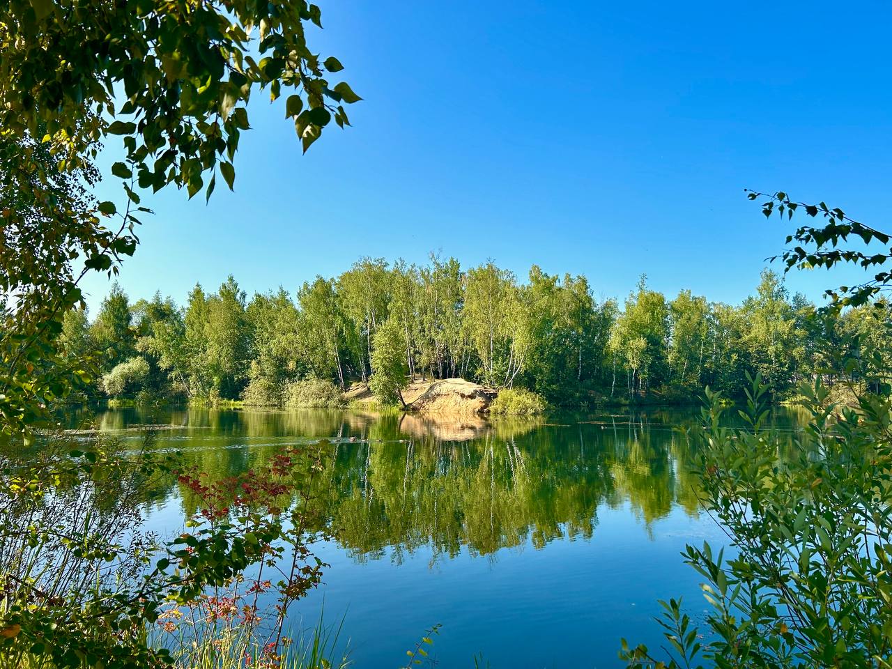 В Серпухове провели экологическую акцию по уборке водных объектов