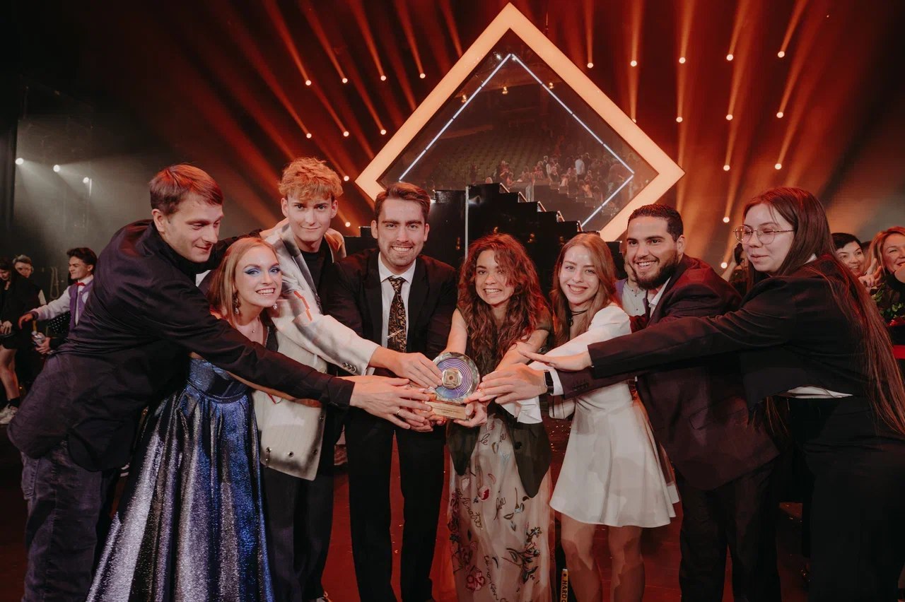 Чемпионат творческих компетенций ArtMasters начал свою работу