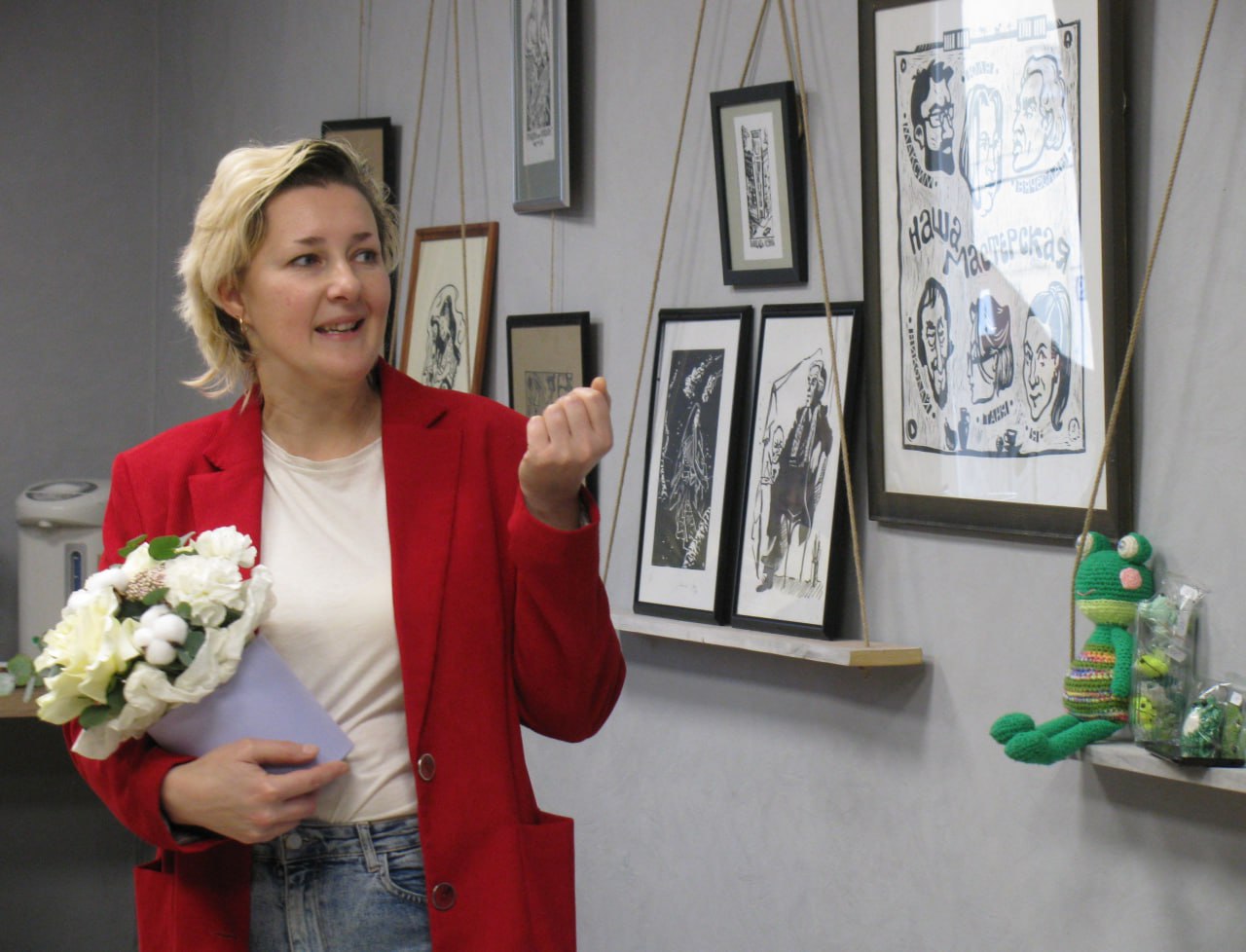 В Серпухове открылась выставка графики Надежды Ермакович «Лягух и все-все-все» В Серпухове открылась выставка графики Надежды Ермакович «Лягух и все-все-все»