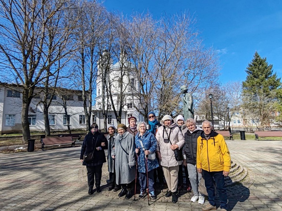 Серпуховичи - участники «Активного долголетия» из деревни Дракино побывали в Тарусе