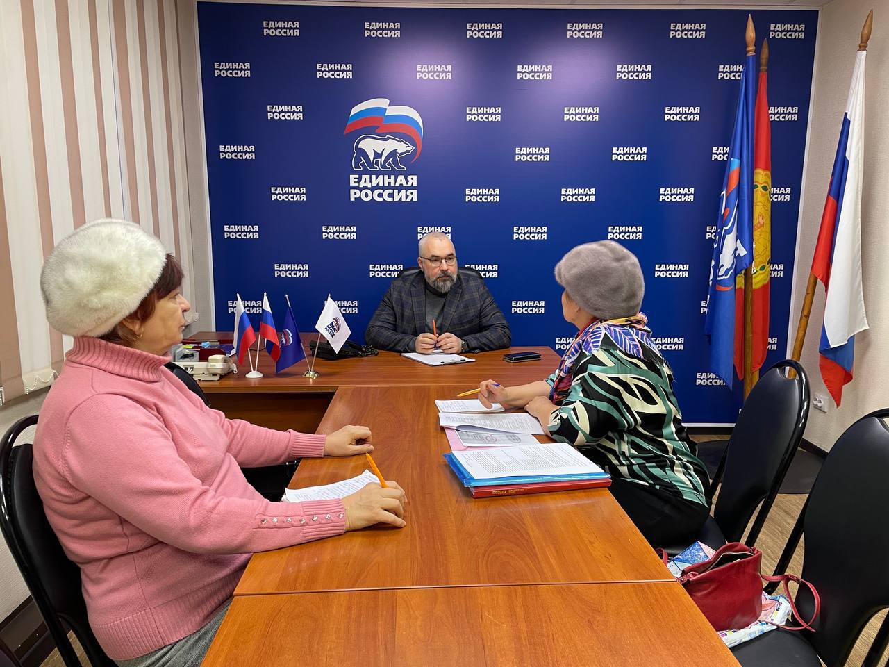 В Серпухове продолжаются приемы населения депутатами окружного Совета