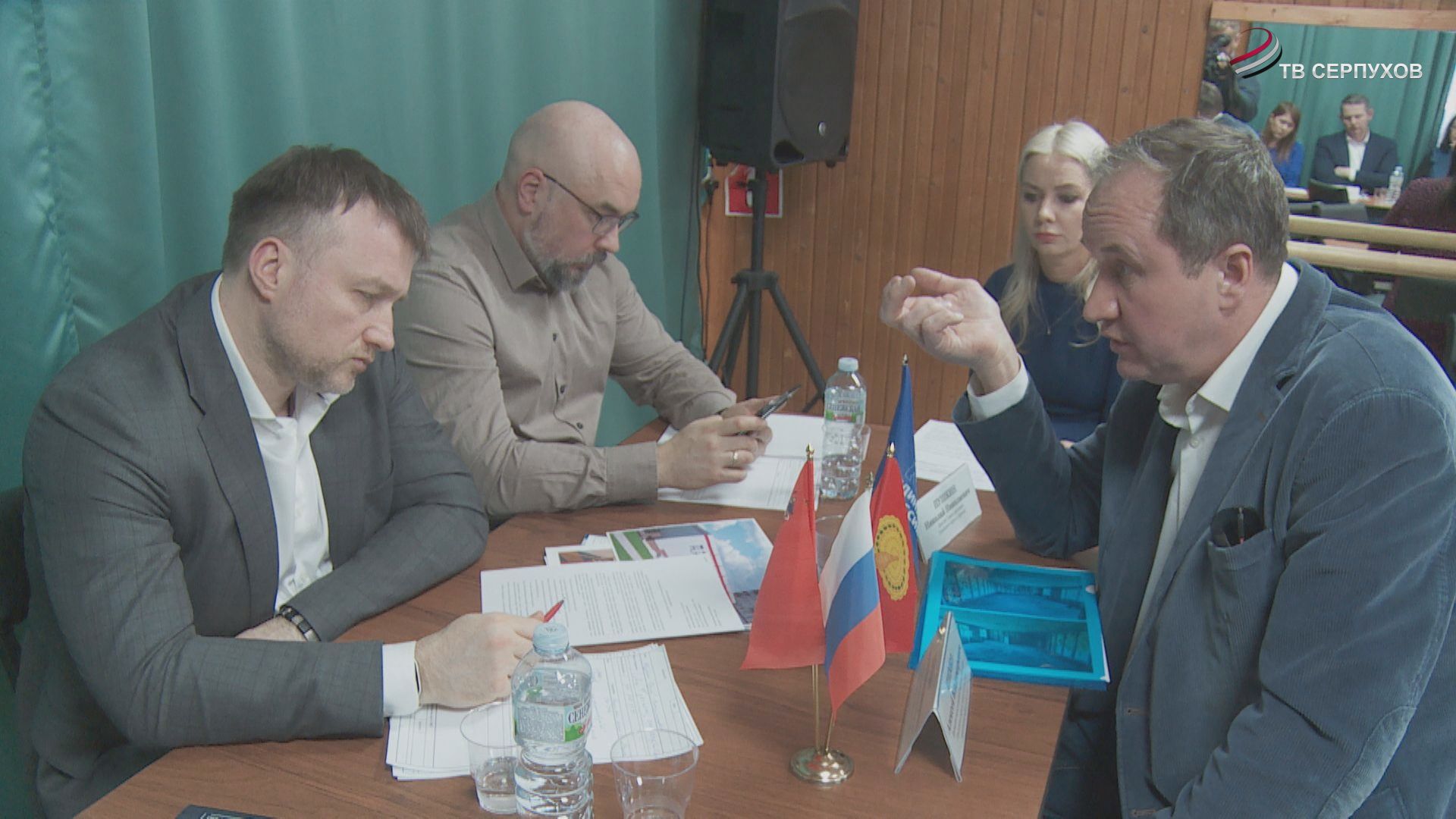 В деревне Арнеево прошла встреча в формате «выездной администрации»