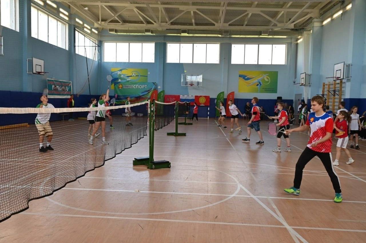 Инклюзивный турнир по бадминтону прошёл в Серпухове