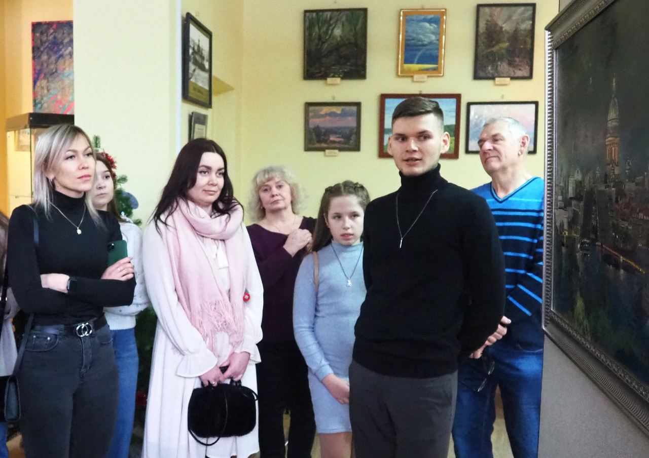 В Пущинском музее открылась выставка художника из Серпухова Кирилла Назарова