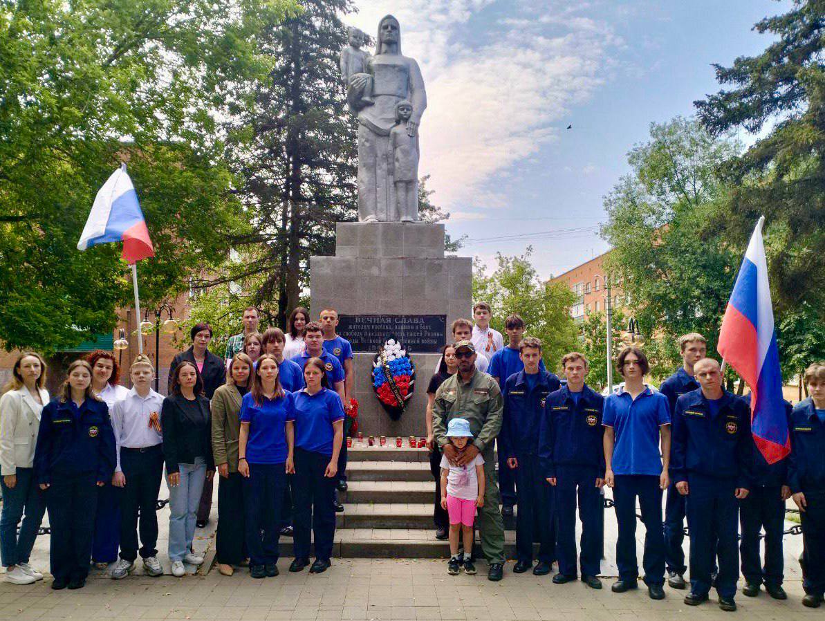 Акция «Свеча памяти» прошла в посёлке Пролетарский Городского округа Серпухов