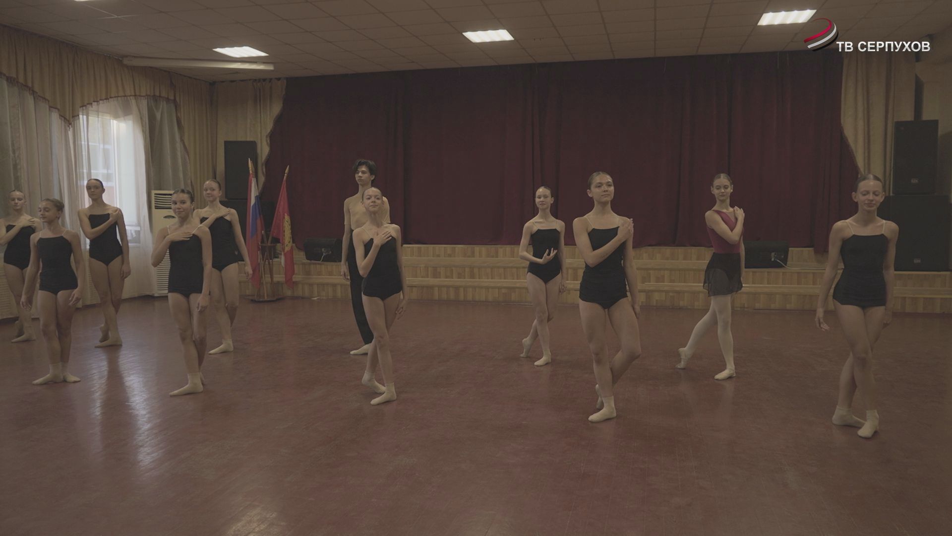 Глава г.о. Серпухов познакомился с хореографической студией «Сильфида»