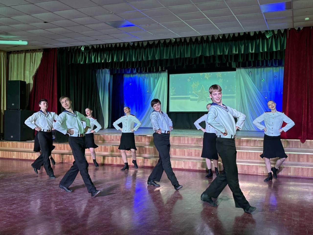 В Губернском колледже состоялось торжественное мероприятие в честь Дня защитника Отечества