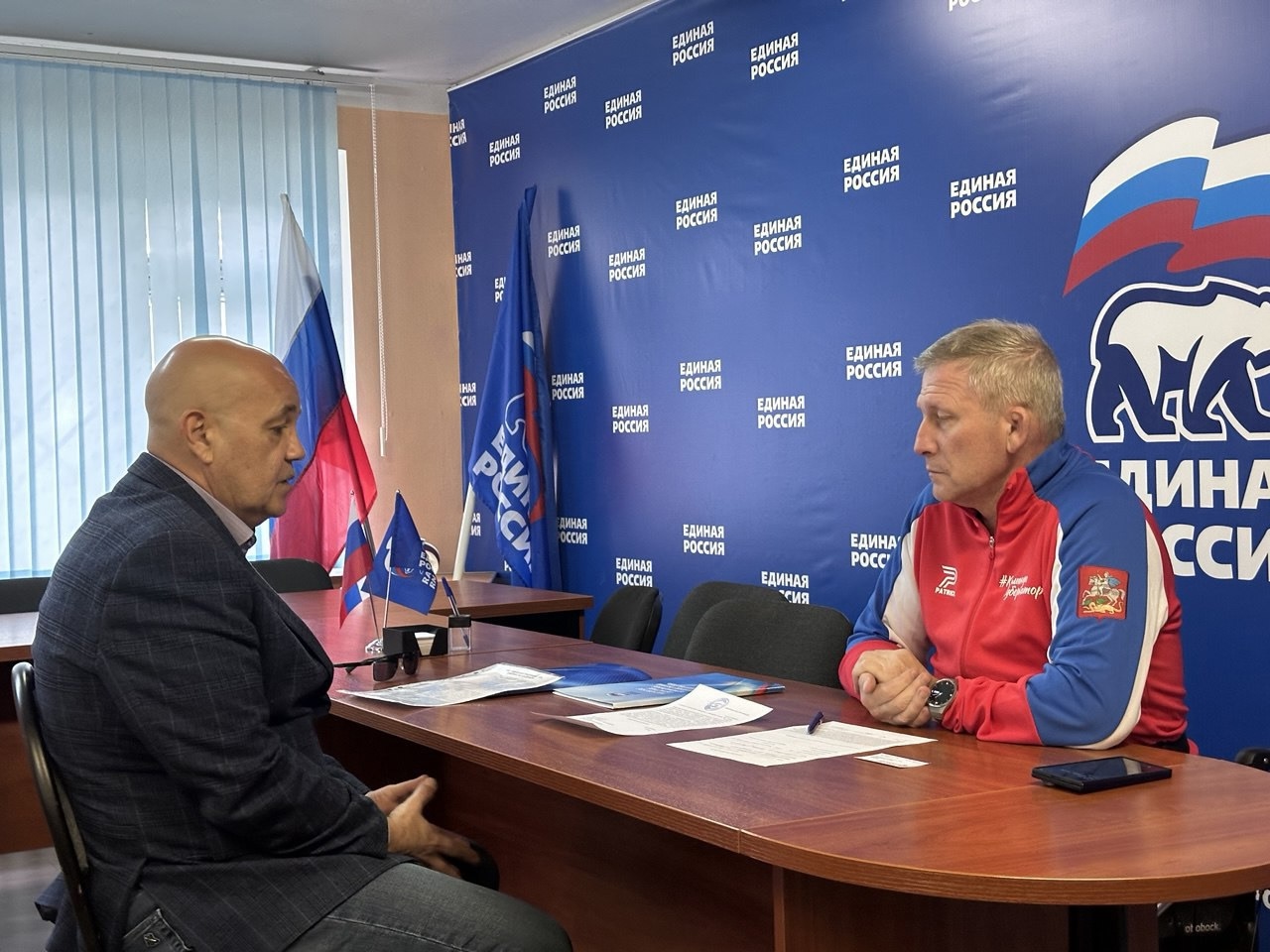 Депутат Сергей Вольховский провел прием граждан в Протвино