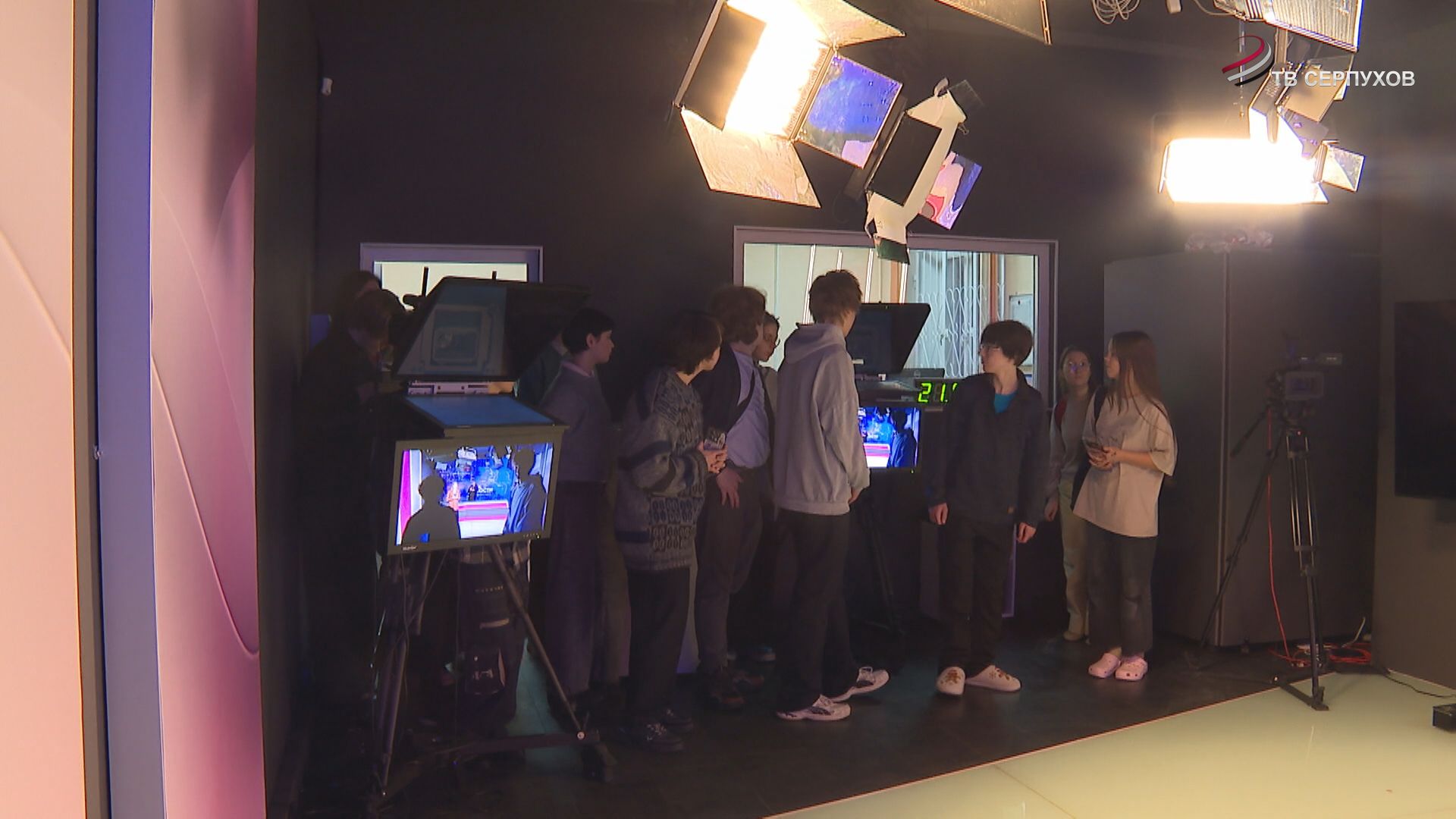 Юнкорры из Пущино побывали на экскурсии в информационном агентстве Серпухова