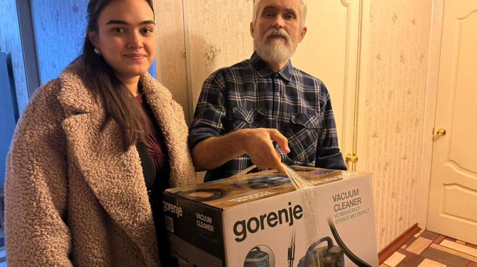 Молодогвардейцы Серпухова навестили ветерана Великой Отечественной войны