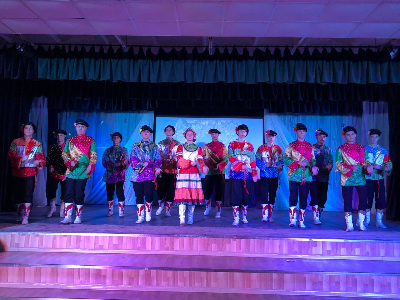 Тематическую пятницу провели в Губернском колледже Серпухова