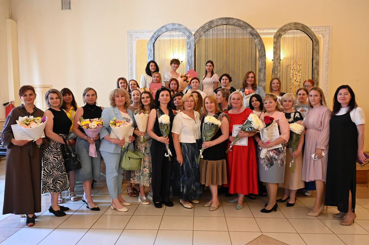 Городской округ Серпухов торжественно отметил День социального работника