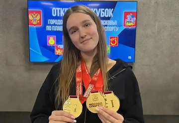 Три золотых медали выиграла серпуховичка на турнире по подводному спорту ‎