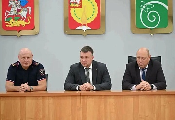 В УМВД России «Серпуховское» поздравили сотрудников уголовного розыска