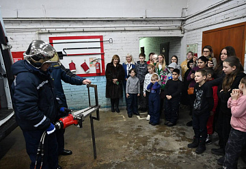 В Серпухове дети защитников попробовали себя в роли спасателей