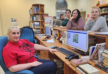 В протвинской библиотеке готовят к выпуску настенный календарь с видами города