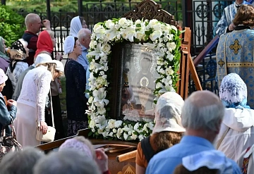 В двух обителях Серпухова прошли торжества в честь 148-летия явления иконы Божией Матери «Неупиваемая Чаша»