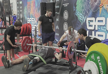 Серпуховичи завоевали награды чемпионата Европы по пауэрлифтингу