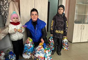 Серпуховичи продолжают участвовать в акции «Добрые крышечки»