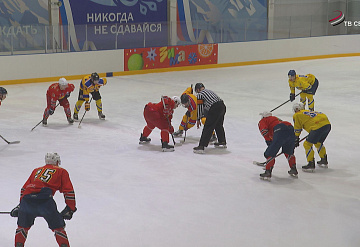 В Серпухове состоялся матч любительской хоккейной лиги