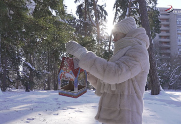 В Серпухове прошла акция "Покормите птиц зимой"