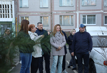 ‎В Серпухове проверили состояние двора в районе автозавода